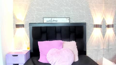 Snapshot of nina_cute06 chatting on January 2025 05:41:02 AM Nina online show from January 2025 05:41:02 AM