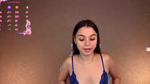 Snapshot of nina_fierce chatting on September 2025 03:17:02 AM Ketrin online show from September 2025 03:17:02 AM