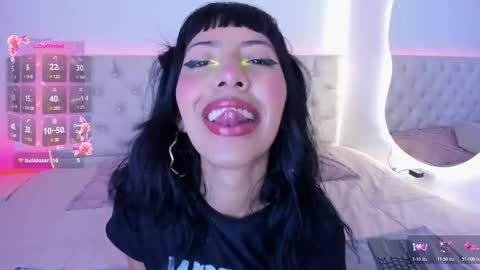 Snapshot of nina_fooxxx chatting on November 2025 12:36:02 PM Nina Fox online show from November 2025 12:36:02 PM