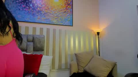 nina_glow_ online show from February 2026 11:22:01 AM