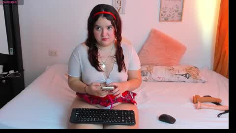 Snapshot of nina_martinez1 chatting on December 2024 02:48:02 PM nina_martinez1 online show from December 2024 02:48:02 PM