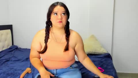 Snapshot of nina_martinez1 chatting on September 2025 01:27:01 PM nina_martinez1 online show from September 2025 01:27:01 PM