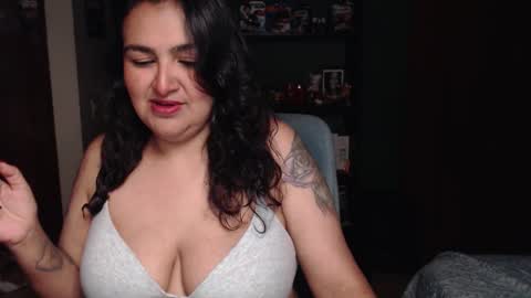 Snapshot of nina_moonbeam chatting on February 2026 01:47:02 AM Nina Moon online show from February 2026 01:47:02 AM