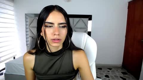 Snapshot of nina_pons chatting on January 2025 09:29:02 PM Nina online show from January 2025 09:29:02 PM