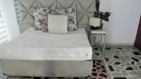 Snapshot of nina_pons chatting on October 2025 08:31:01 PM Nina online show from October 2025 08:31:01 PM