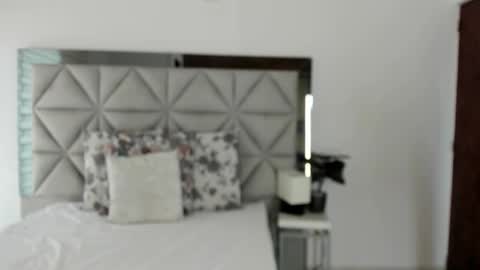 Snapshot of nina_pons chatting on November 2025 08:32:01 PM Nina online show from November 2025 08:32:01 PM