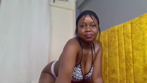 Nina online show from October 2025 04:08:02 AM