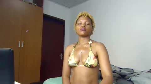 Nina online show from December 2025 12:49:02 AM