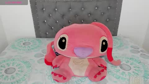 Valentina online show from December 2025 12:15:02 AM