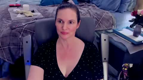 Snapshot of ninajaymes chatting on January 2025 09:44:02 AM Nina Jaymes online show from January 2025 09:44:02 AM