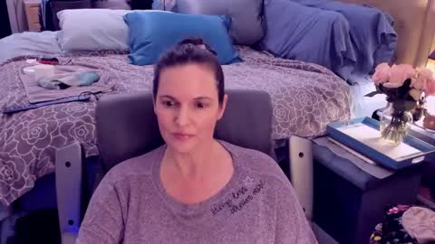 Snapshot of ninajaymes chatting on January 2025 07:07:01 PM Nina Jaymes online show from January 2025 07:07:01 PM