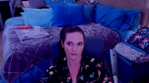 Nina Jaymes online show from May 2026 01:21:01 AM
