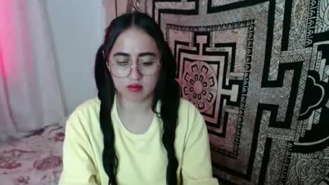 N I N A online show from October 2025 03:30:01 PM