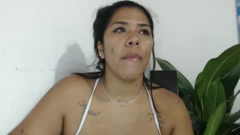 Snapshot of ninapalmer chatting on May 2026 08:28:01 PM Ninapalmer online show from May 2026 08:28:01 PM