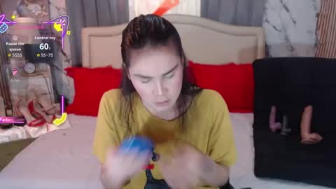 ninarussell online show from February 2026 02:15:02 AM
