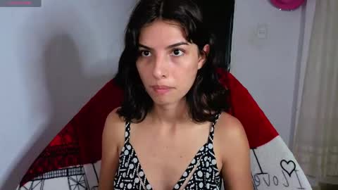 Snapshot of ninasky19 chatting on April 2026 09:39:33 PM ninasky19 online show from April 2026 09:39:33 PM