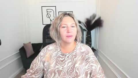 ninastarle online show from September 2025 04:29:01 AM