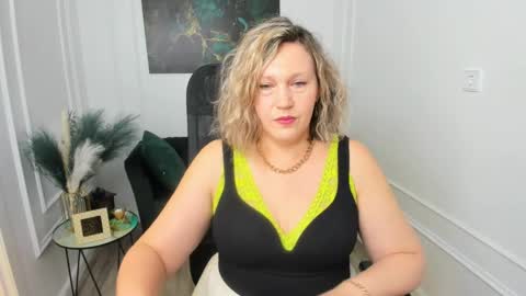 ninastarle online show from April 2026 04:50:02 AM
