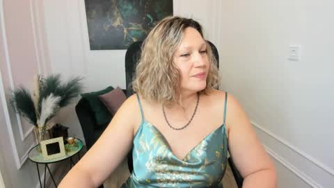 ninastarle online show from April 2026 08:30:02 AM