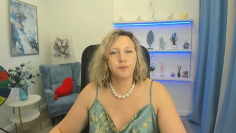 ninastarle online show from April 2026 11:36:01 AM