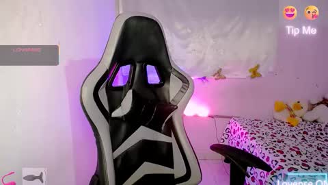 Snapshot of ninatinydoll1 chatting on October 2025 11:08:02 AM ninatinydoll1 online show from October 2025 11:08:02 AM