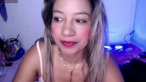 ninatinydoll1 online show from April 2026 11:34:01 AM