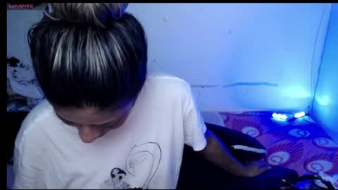 ninatinydoll1 online show from April 2026 11:19:02 AM