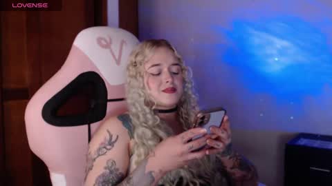 Snapshot of ninaxxstorm chatting on February 2025 02:58:02 AM Nina online show from February 2025 02:58:02 AM
