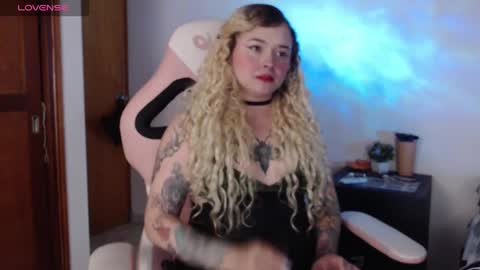 Nina online show from October 2025 05:36:02 AM