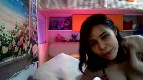 SunnyNatalie Wang online show from May 2026 08:41:01 AM