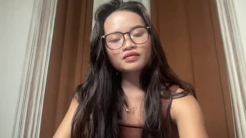 nini_luvskorn online show from June 2026 01:09:02 PM