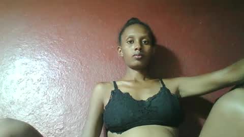 ninie246746 online show from January 2025 01:36:02 PM