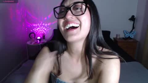 Snapshot of ninimoon chatting on October 2025 02:48:02 AM Ninimoon online show from October 2025 02:48:02 AM