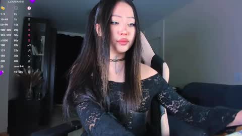 Yumi  ig yumibaee online show from February 2025 08:14:02 PM