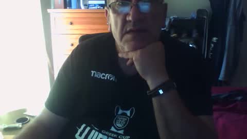 Snapshot of nionios67 chatting on September 2025 03:17:01 PM Dennis online show from September 2025 03:17:01 PM