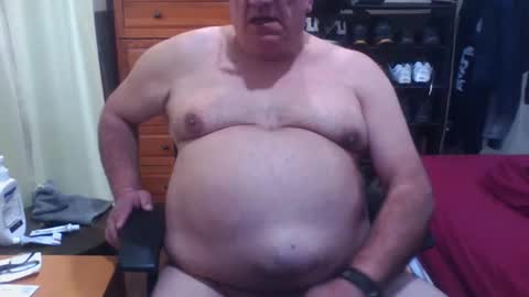 Snapshot of nionios67 chatting on October 2025 11:19:02 AM Dennis online show from October 2025 11:19:02 AM