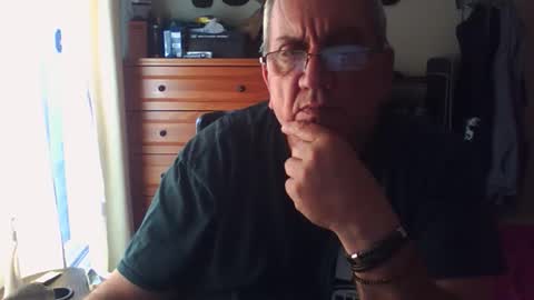 Snapshot of nionios67 chatting on October 2025 02:13:01 PM Dennis online show from October 2025 02:13:01 PM