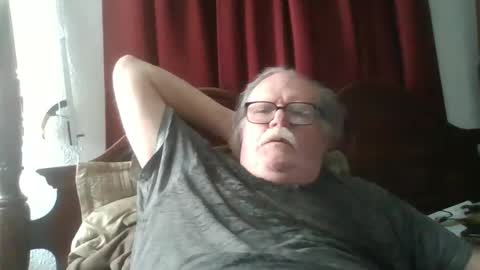 Snapshot of nipplechaser chatting on December 2024 03:50:02 AM nipplechaser online show from December 2024 03:50:02 AM