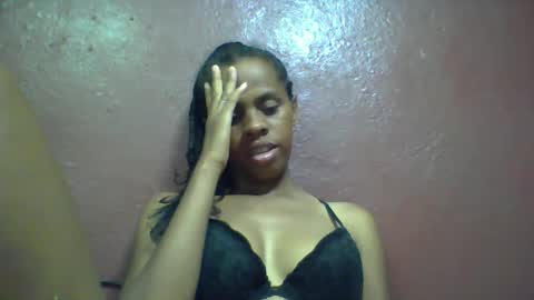 Snapshot of nirinahfy chatting on January 2025 06:38:01 PM nirinahfy online show from January 2025 06:38:01 PM
