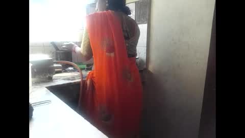 Snapshot of nisha800411 chatting on February 2025 05:37:01 AM Nisha online show from February 2025 05:37:01 AM