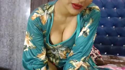 Nishu online show from March 2026 05:04:02 AM