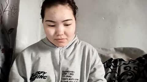 Molly online show from February 2026 04:21:01 AM