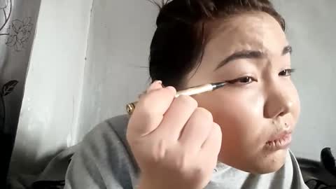 Molly online show from February 2026 04:39:02 AM