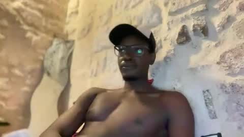 nitammartin85 online show from October 2025 06:41:01 PM