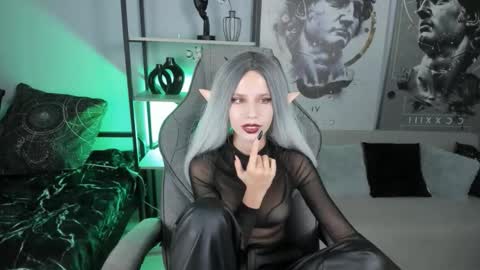 Snapshot of nitanihil chatting on October 2025 08:09:02 PM Nita online show from October 2025 08:09:02 PM