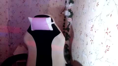 Nadz online show from September 2025 04:12:02 AM