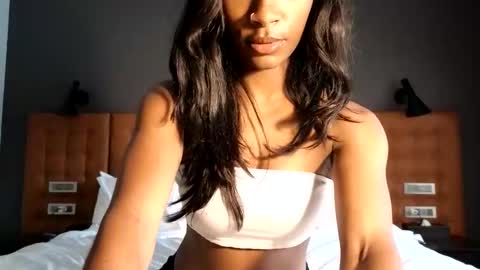 NIVIA WOLFE online show from February 2026 09:55:01 PM