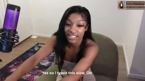 Snapshot of niviawolfe chatting on May 2026 03:04:02 AM NIVIA WOLFE online show from May 2026 03:04:02 AM