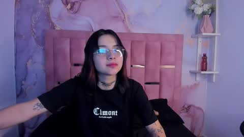 Snapshot of nixielee__ chatting on September 2025 03:40:01 AM Nixie online show from September 2025 03:40:01 AM