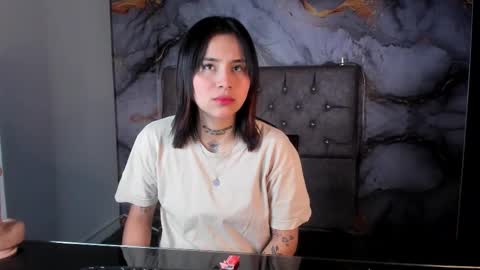 Nixie online show from September 2025 03:22:01 AM